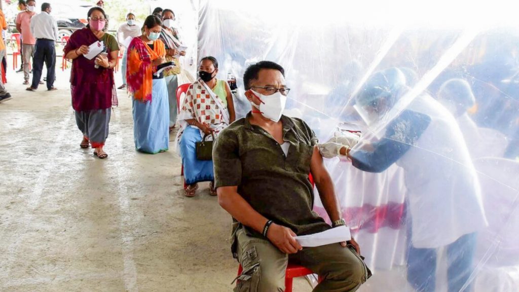 More than seventeen thousand corona infected in India More than seventeen thousand corona infected in India