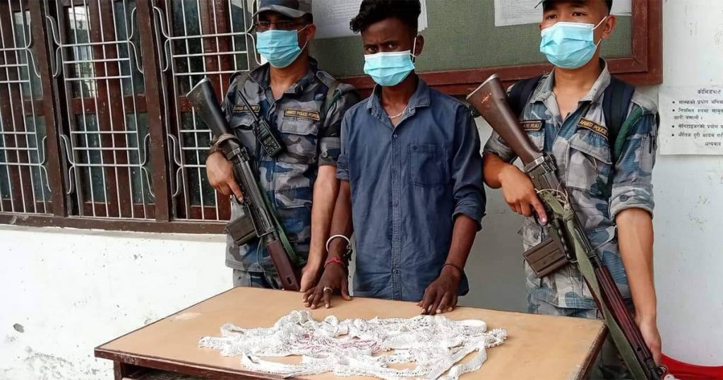 Indian Boy arrested for carrying silver in his waist. Indian Boy arrested for carrying silver in his waist.